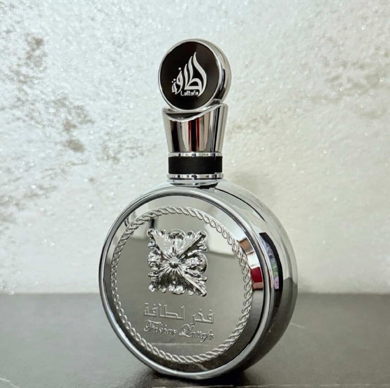 NÃO PERCA: Perfume Lattafa Fakhar Platin com desconto absurdo!