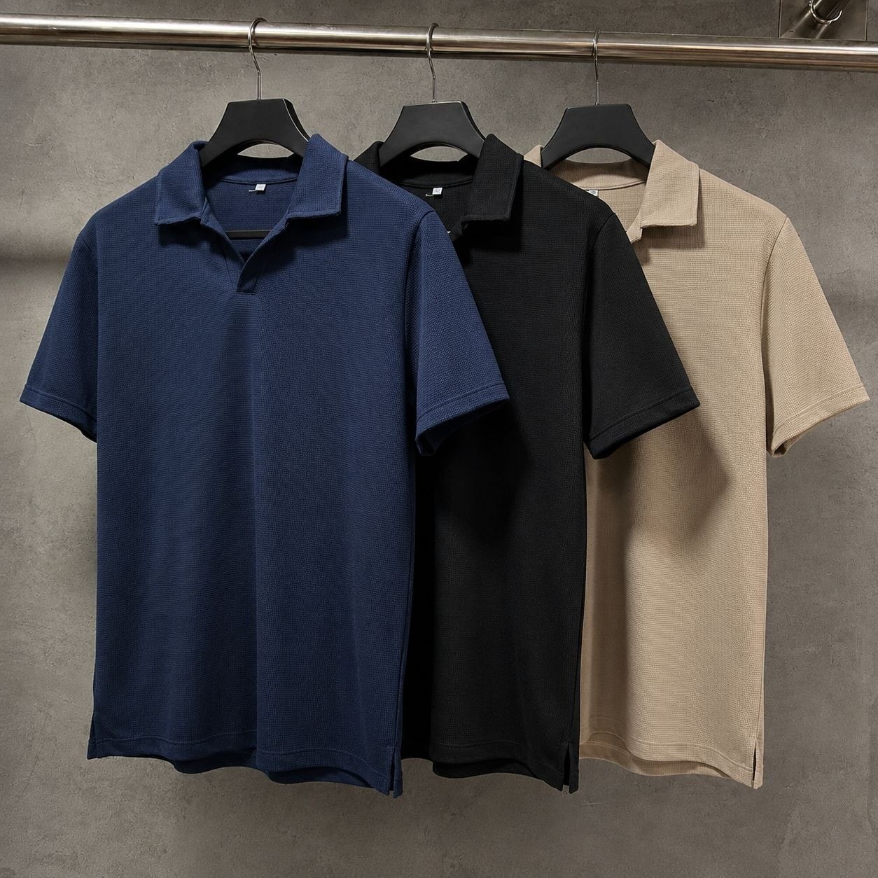 CAMISETA POLO MINIMALISTA POR APENAS R$41
