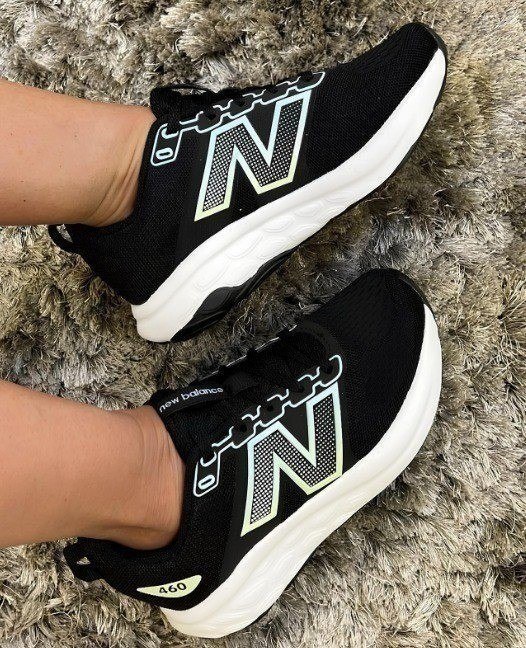 NEW BALANCE MUITO CONFORTÁVEL