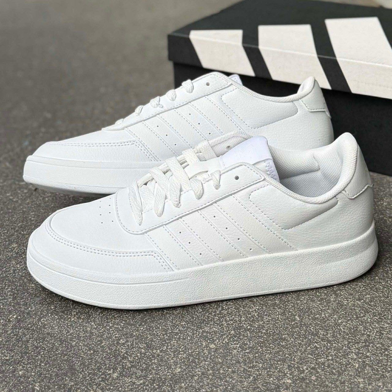 TRIPLE-WHITE DA ADIDAS