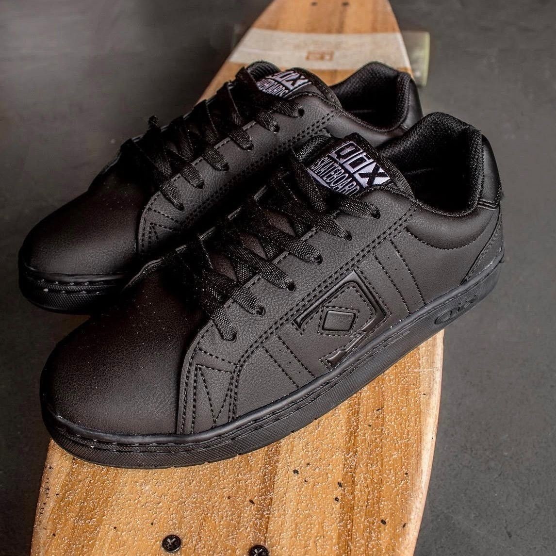 Aproveite o estilo do skatista com esse tênis Qix Retrô!
