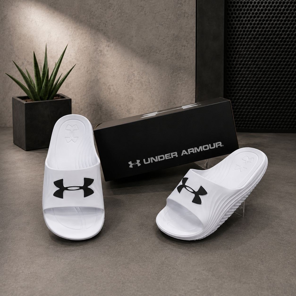 Chinelo Under Armour por metade do preço! 💸