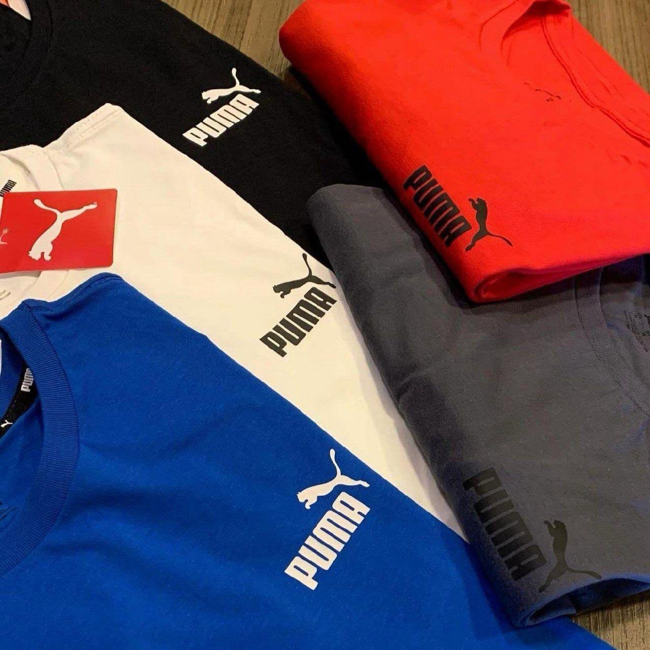 PUMA MINIMALISTA: Camiseta Essentials Small em promoção!