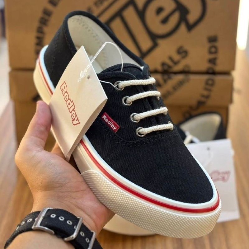 DE VOLTA AO ESTILO COM VANS